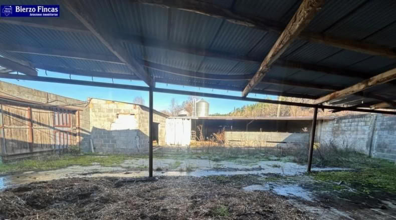León - Camponaraya - 10000m2