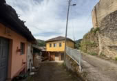 Дом с участком на продажу в городе Mieres Фото