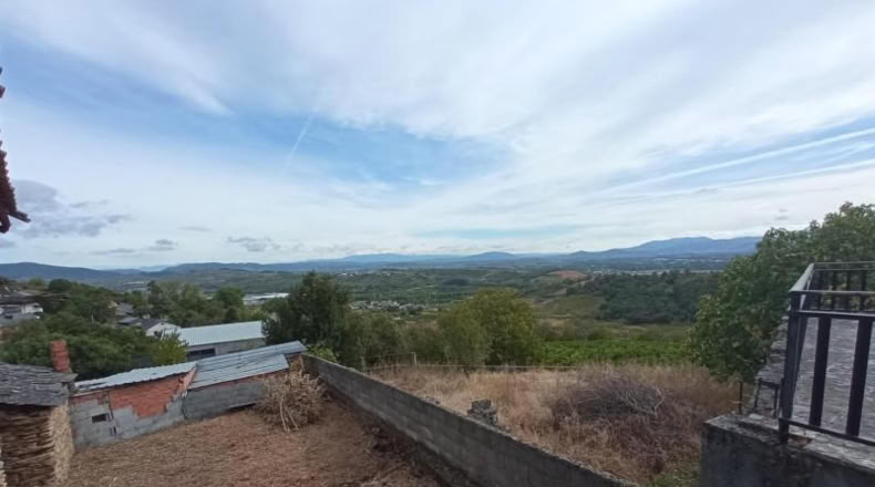 León - Corullón - 150m2