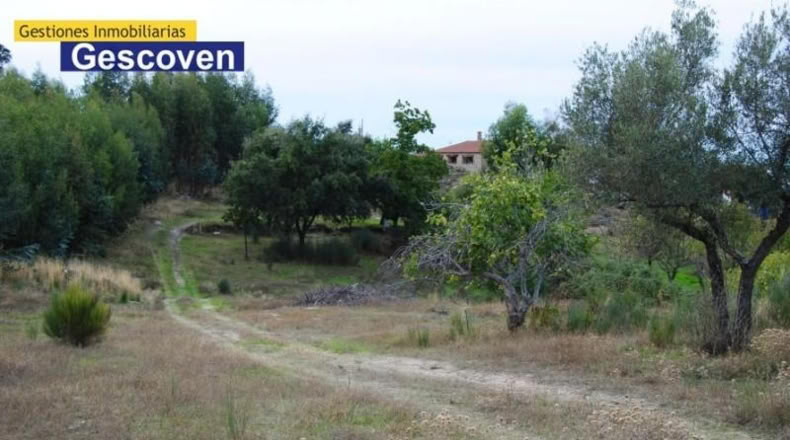 Cáceres - Valencia de Alcántara - 7200m2
