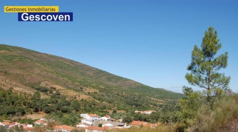 Cáceres - Valencia de Alcántara - 9300m2