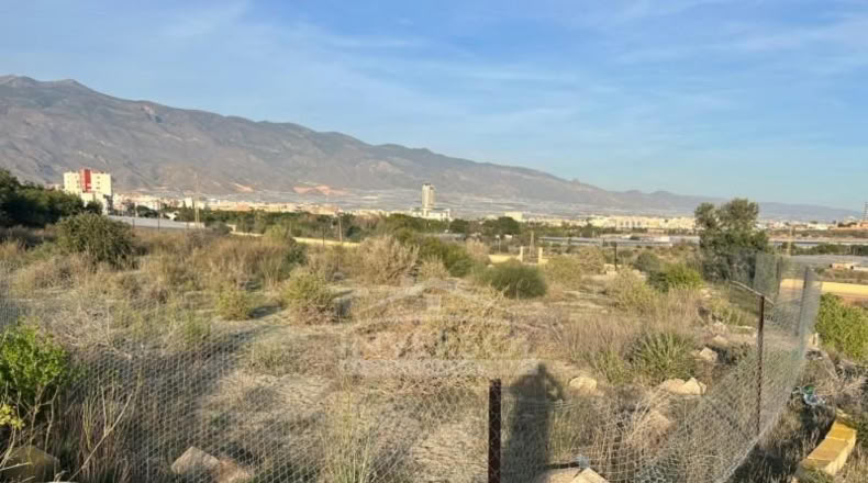 Almeria - El Ejido - 2727m2