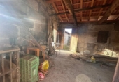 Дом с участком на продажу в городе Оренсе Фото