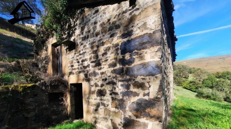 Cantabria - Vega de Pas - 8413m2