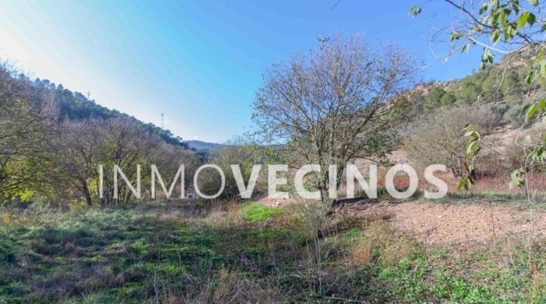 Valencia - Cofrentes - 18470m2