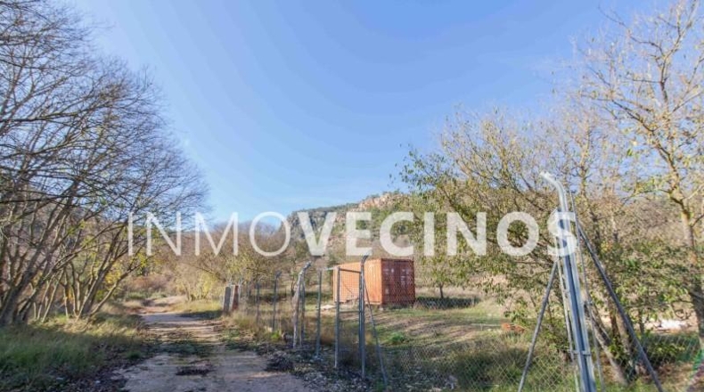 Valencia - Cofrentes - 18470m2
