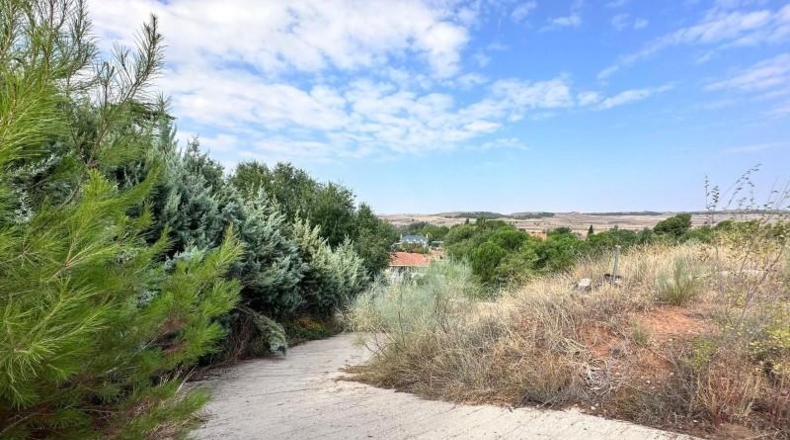 Guadalajara - Albalate de Zorita - 1200m2