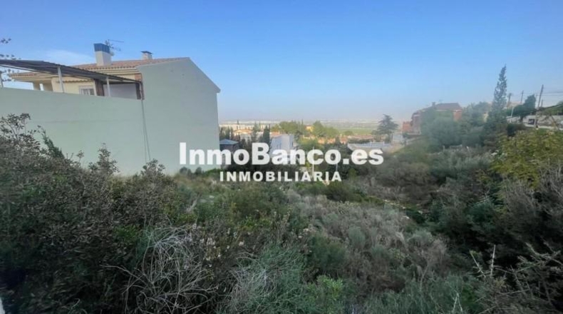 Valencia - Chiva - 687m2