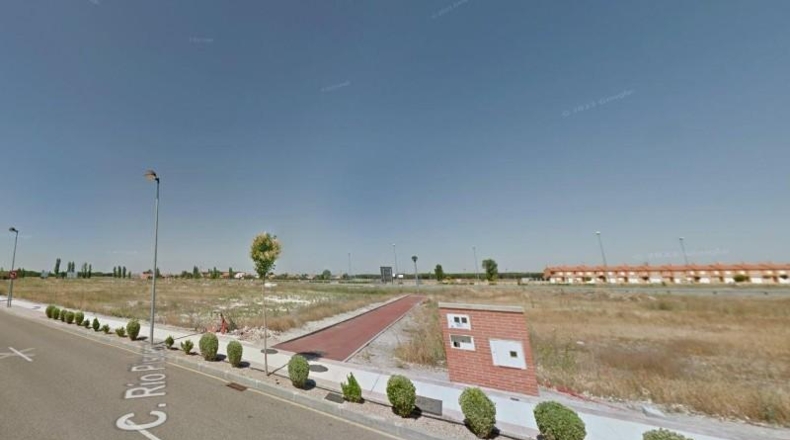 Valladolid - Aldeamayor de San Martín - 1000m2