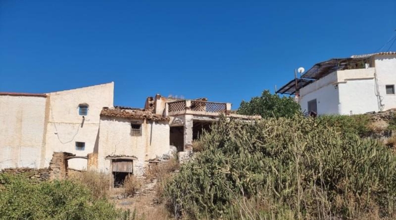 Granada - Rubite - 2500m2
