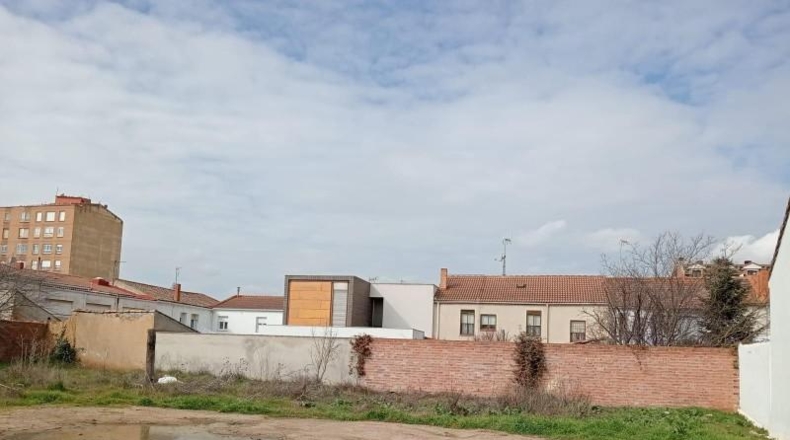 Palencia - Venta de Baños - 488m2