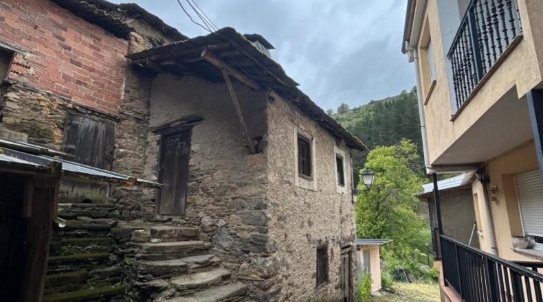 León - Ponferrada - 84m2