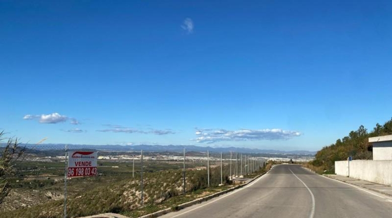 Валенсия - Torrente - 607m2