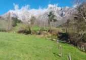 Земля на продажу у города Camaleño Фото