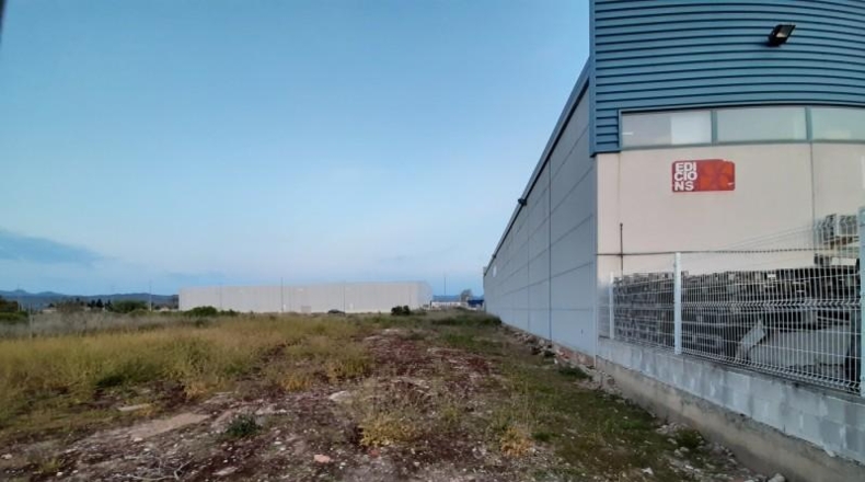València - la Pobla Llarga - 598m2