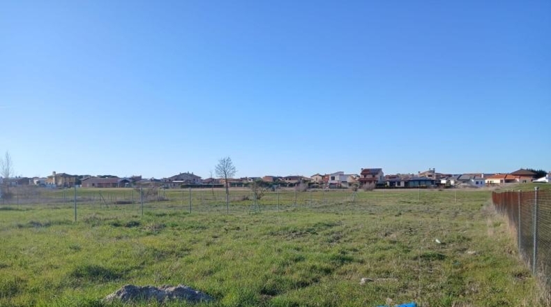 Valladolid - Aldeamayor de San Martín - 745m2