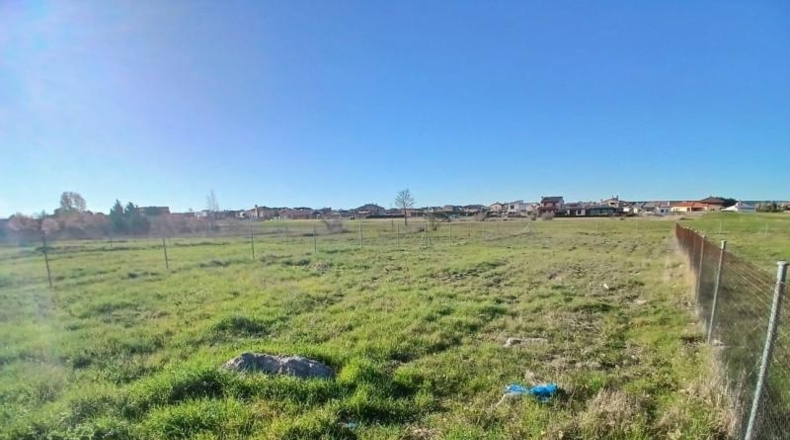 Valladolid - Aldeamayor de San Martín - 745m2