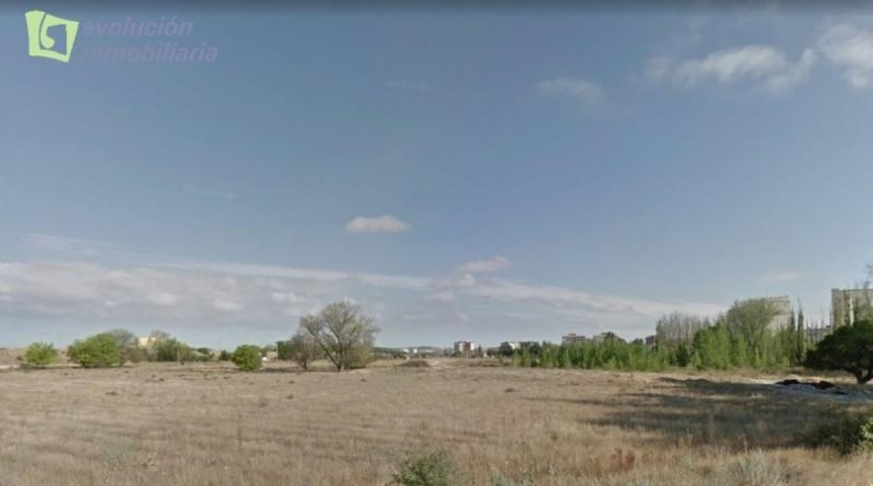 Burgos - Aranda de Duero - 5500m2