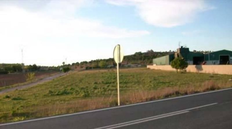 Badajoz - Montijo - 9800m2