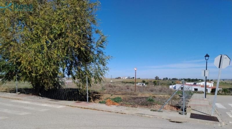 Badajoz - Azuaga - 946m2