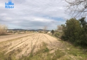 Земля на продажу у города Gavà Фото