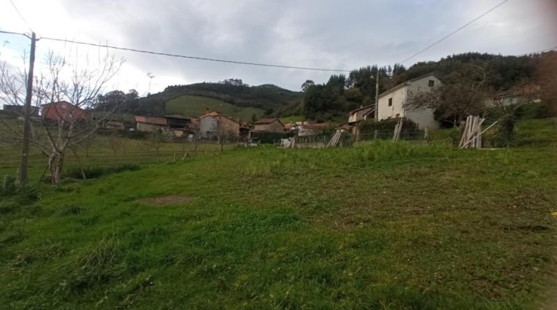 Asturias - Sariego - 1097m2