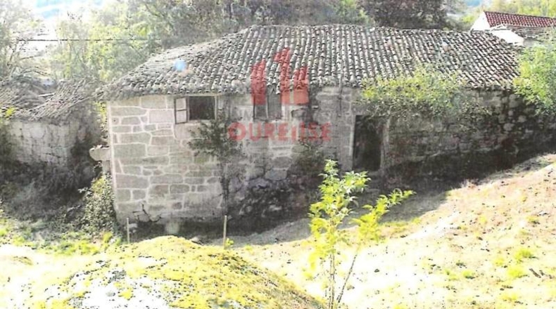 Orense - Sandiás - 316m2