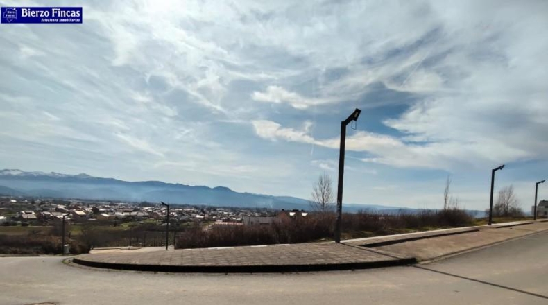León - Camponaraya - 544m2