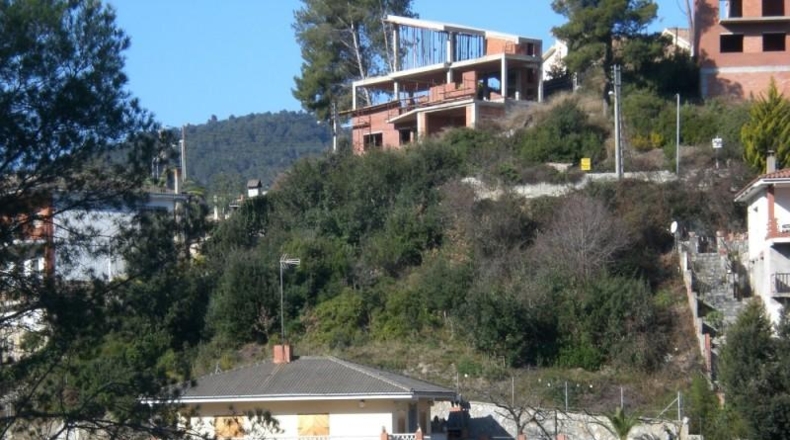 Barcelona - Corbera de Llobregat - 511m2
