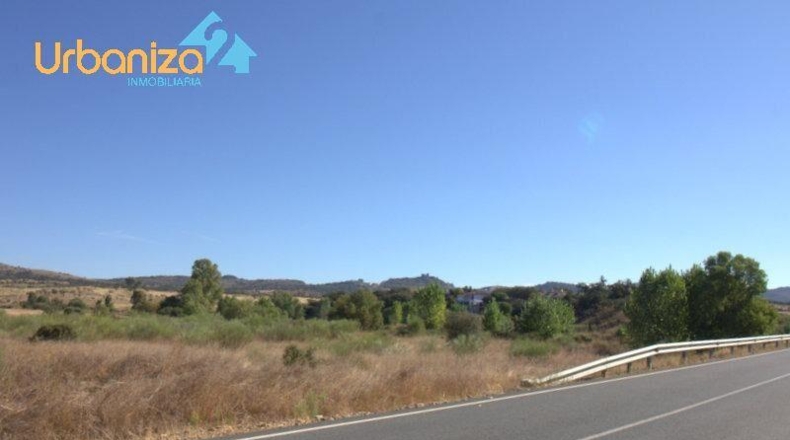 Badajoz - Alburquerque - 22338m2
