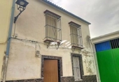 Chalet independiente con terreno en venta en la España, Aguilar de la Frontera, ref: TR298307 foto