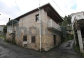 Chalet independiente con terreno en venta en la España, Carballino, ref: TR329492 foto