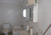 Дом с участком на продажу в городе Baena Фото