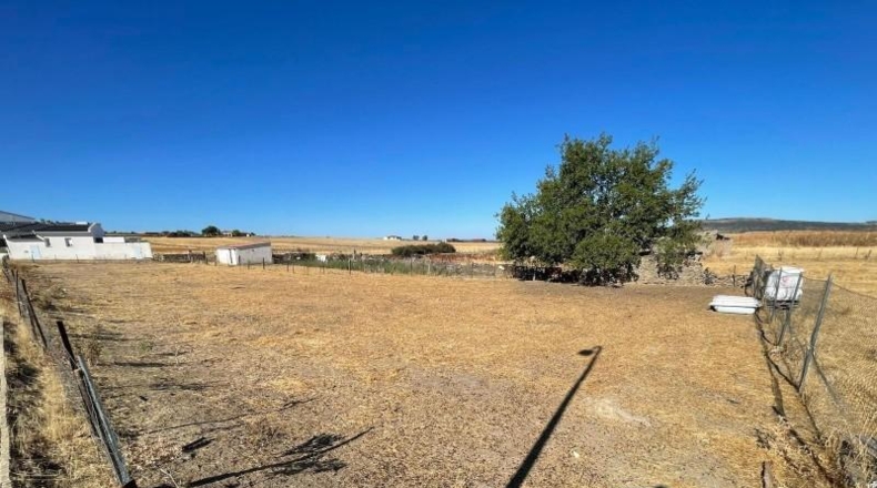 Cáceres - Торреоргаз - 275m2