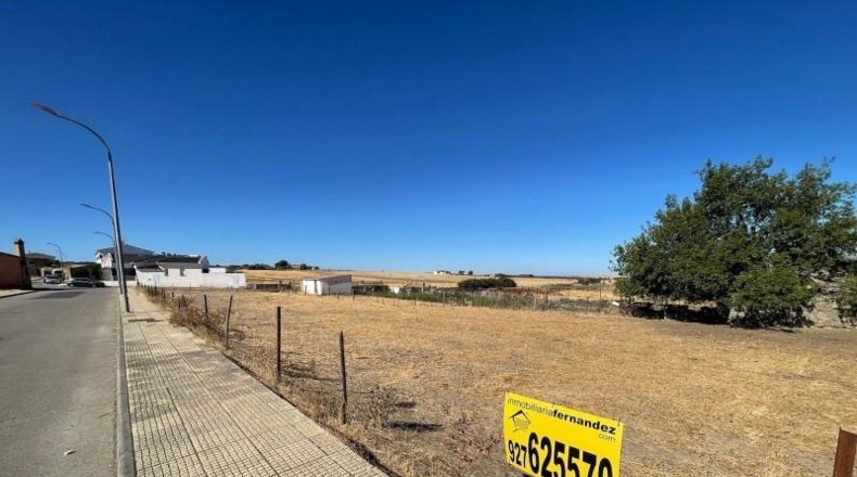 Cáceres - Торреоргаз - 275m2