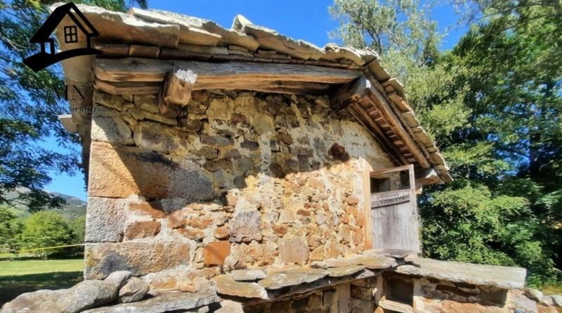 Burgos - Espinosa de los Monteros - 7964m2