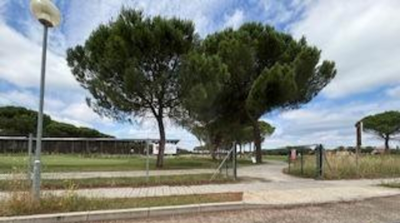 Valladolid - Aldeamayor de San Martín - 1038m2