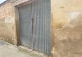 Участок с постройкой на продажу в городе Уэска Фото