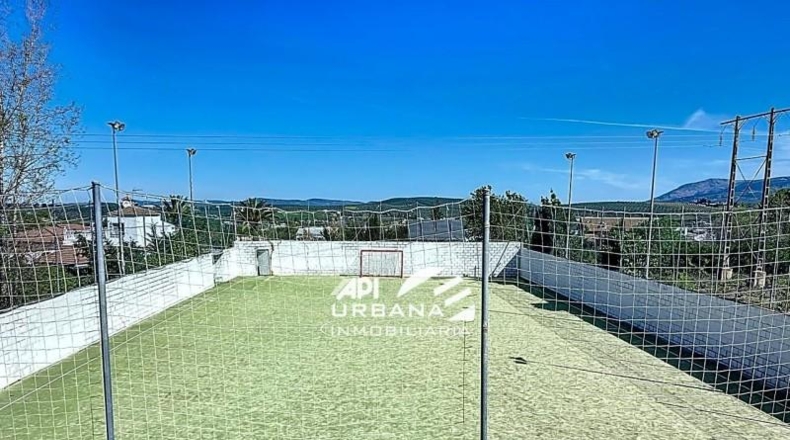 Córdoba - Lucena - 1600m2