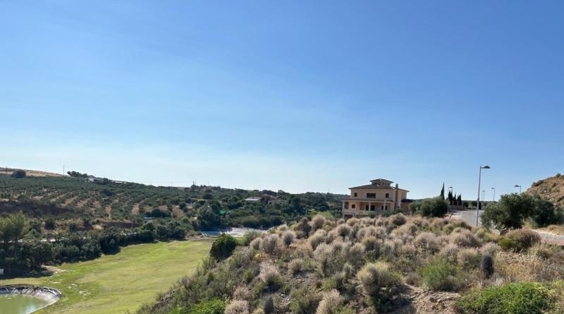 Malaga - Antequera - 992m2