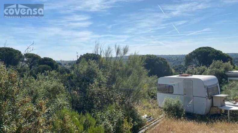 Community of Madrid - Navas del Rey - 1800m2