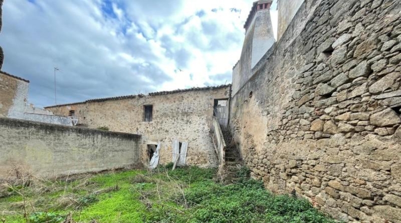 Caceres - Arroyo de la Luz - 420m2