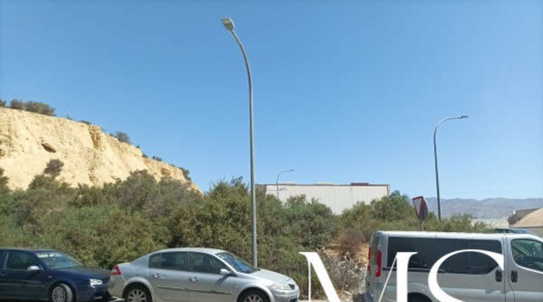 Almeria - Huércal de Almería - 536m2