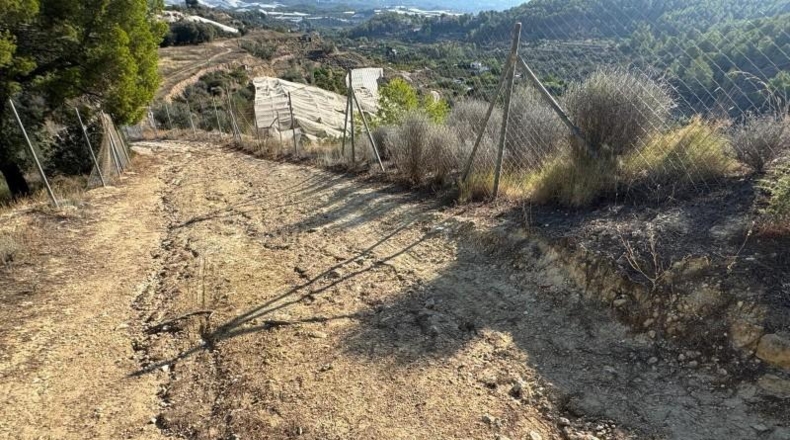 Alicante - La Nucía - 1500m2