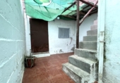 Дом с участком на продажу в городе Medellín Фото