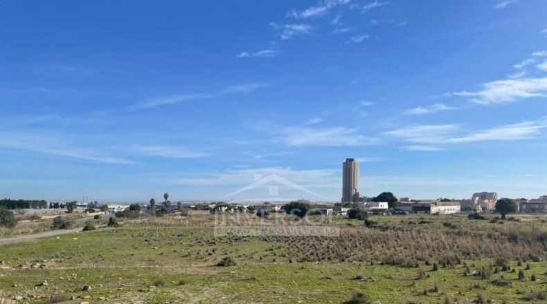 Almeria - El Ejido - 1091m2