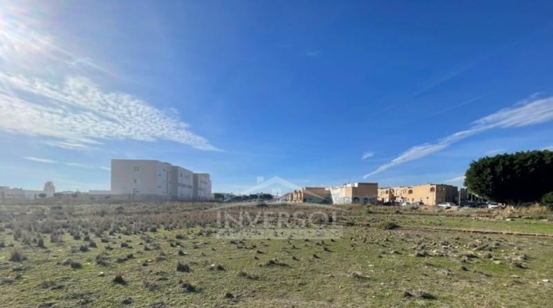 Almeria - El Ejido - 1091m2