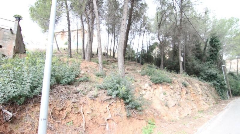 Barcelona - Corbera de Llobregat - 535m2