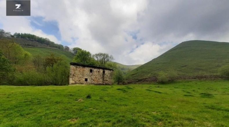 Cantabria - Selaya - 7675m2