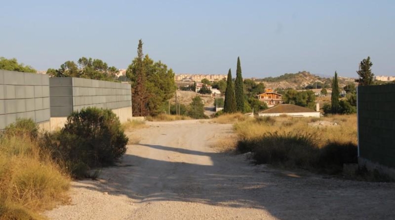 Murcia - Molina de Segura - 1075m2